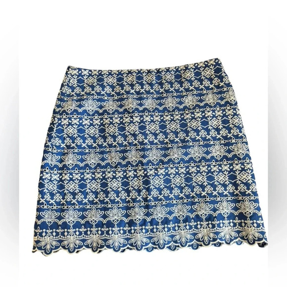 LOFT Cotton Eyelit royal Blue White Lace Mini Skirt Scalloped Hem Size 8 - Picture 2 of 7